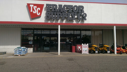 Tractor Supply Co., 1149 E Main St, Ravenna, OH 44266, USA, 