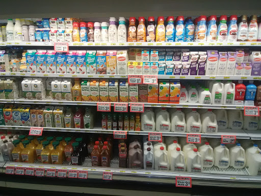 Grocery Store «Town & Country Foods», reviews and photos, 219 N 19th Ave, Bozeman, MT 59718, USA