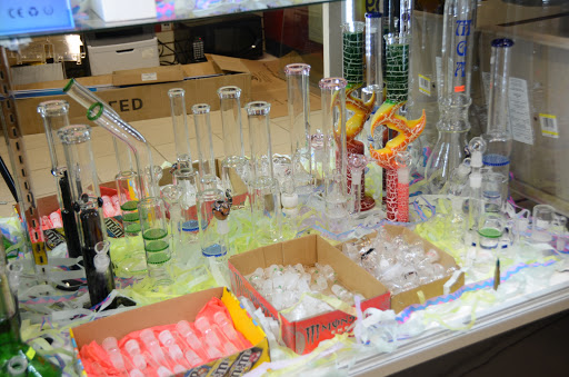 Tobacco Shop «Vape N Tobacco», reviews and photos, 1224 Ogden Ave E, Naperville, IL 60563, USA