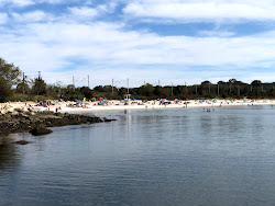 Photo de East Beach At Rocky Neck avec baie longue