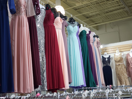 Outlet Mall «Harwin Outlet Mall», reviews and photos, 9507 Harwin Dr, Houston, TX 77036, USA