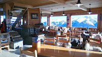 Atmosphère du Restaurant La Grande Ourse à Les Gets - n°3