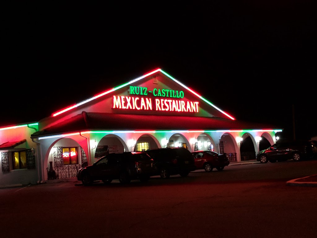 Ruiz Castillo Mexican Restaurant 63390