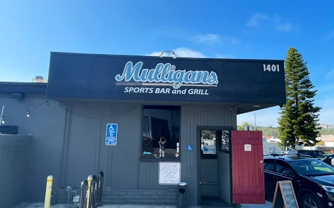 Mulligans Sports Bar 21+ image