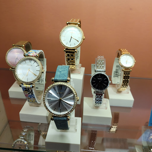 Watch Store «Fossil Outlet Store», reviews and photos, 18521 Outlet Blvd #725, Chesterfield, MO 63005, USA