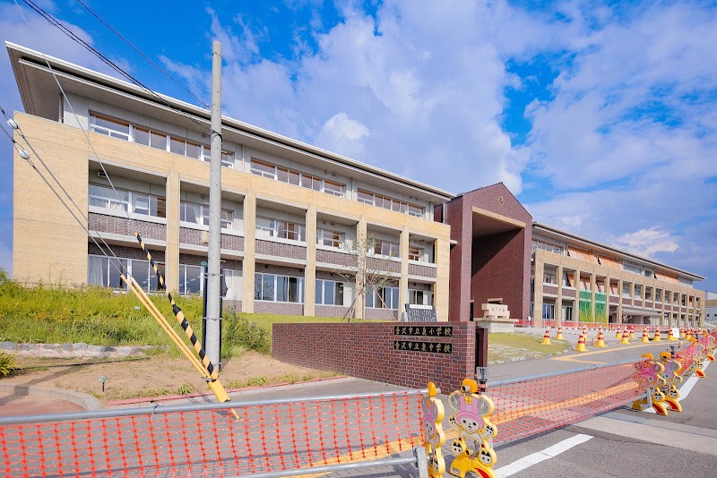 金沢市立泉中学校