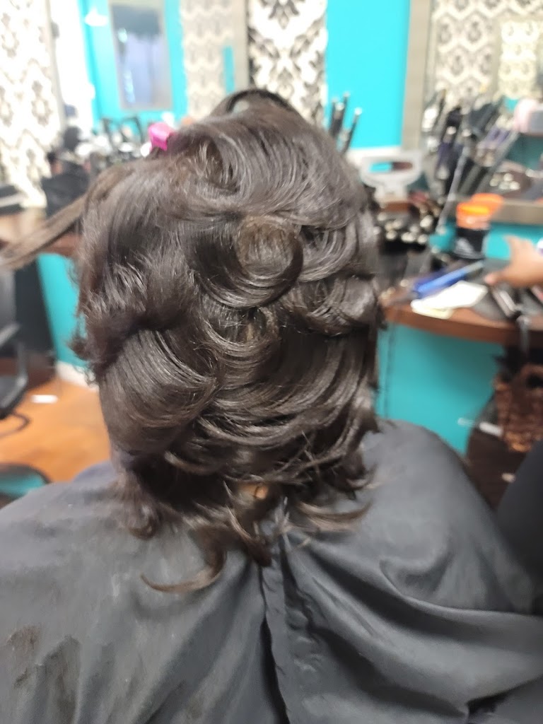 Vision's Hair Studio 20020