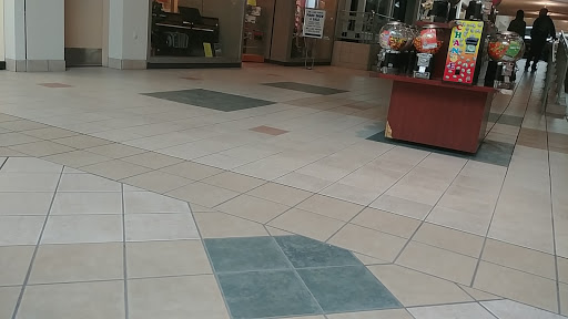 Shopping Mall «Forest Mall», reviews and photos, 835 W Johnson St, Fond du Lac, WI 54935, USA