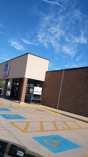 Supermarket «ALDI», reviews and photos, 1806 N Wayne St, Angola, IN 46703, USA