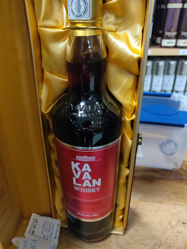 Wine Store «Norfolk Wine & Spirits», reviews and photos, 206 Dedham St, Norfolk, MA 02056, USA