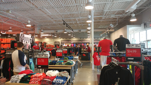 Sporting Goods Store «Nike Factory Store», reviews and photos, 1000 PA-611 #120, Tannersville, PA 18372, USA