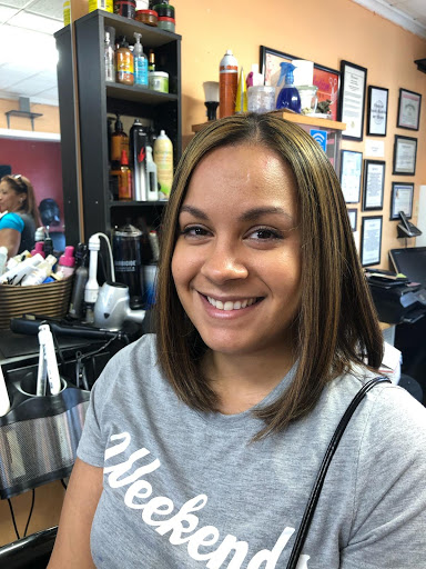 Beauty Salon «Dominican Hair Evolution Beauty Salon», reviews and photos, 388 School St, Woodbridge, NJ 07095, USA