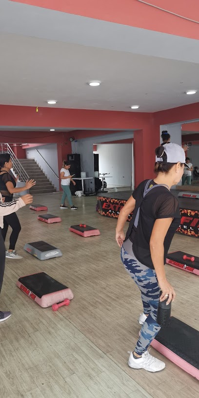 Xtreme fire Fitness - Tambo Viejo Zona F Lt. 5 Zn. E, Cieneguilla, Peru