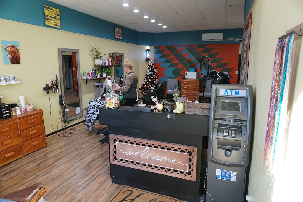 Bee Hive Beauty Salon 24426