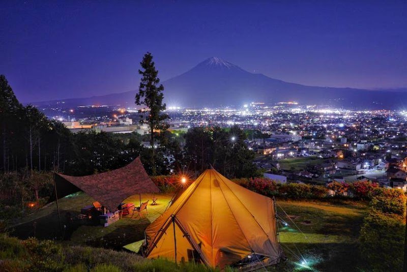 富士山と夜景のキャンプ場 桂の森CAMPERSFIELD