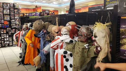 Shopping Mall «Lloyd Center», reviews and photos, 2201 Lloyd Center, Portland, OR 97232, USA