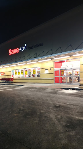 Save-A-Lot, 540 Pequonnock St, Bridgeport, CT 06604, USA, 