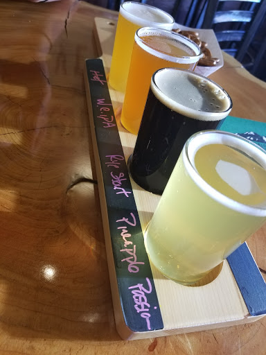 Coffee Shop «Common Ground Coffee & Cupcakes», reviews and photos, 900 S 3rd St # A, Renton, WA 98057, USA