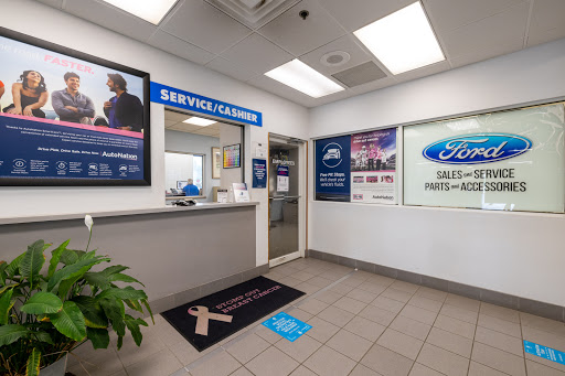 Ford Dealer «AutoNation Ford East», reviews and photos, 28825 Euclid Ave, Wickliffe, OH 44092, USA