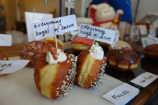 Donut Shop «B. Doughnut», reviews and photos, 7 Loudoun St SW, Leesburg, VA 20175, USA