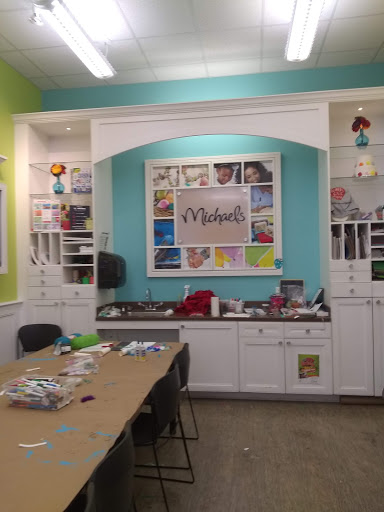 Craft Store «Michaels», reviews and photos, 9140 S Western Ave, Evergreen Park, IL 60805, USA