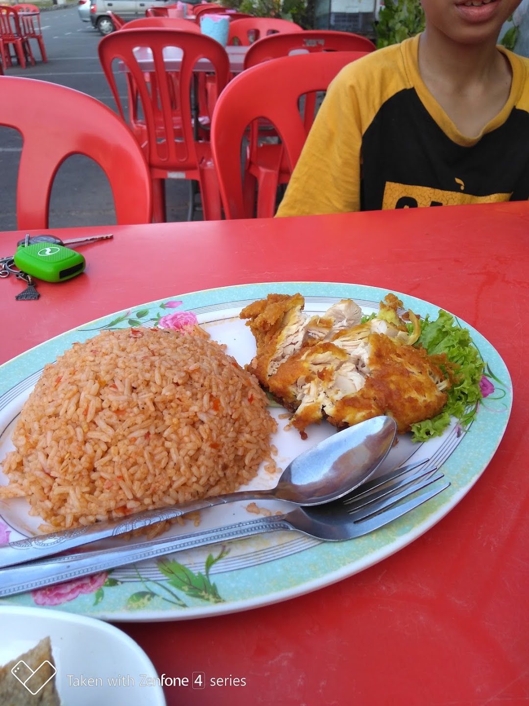 Restoran Nur Hasanah Tomyam Seafood