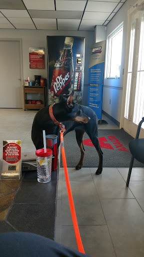 Auto Body Shop «Maaco Collision Repair & Auto Painting», reviews and photos, 1011 N Main St, Pearland, TX 77581, USA