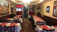 Atmosphère du Restaurant italien Restaurant La Fontaine d'Italie à Paris - n°2