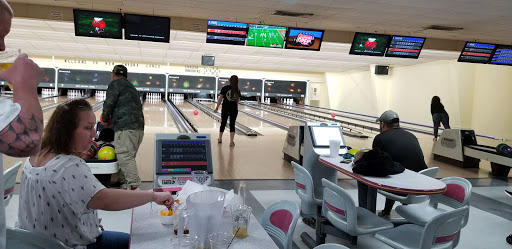 Bowling Alley «New Smyrna Lanes», reviews and photos, 185 N Causeway, New Smyrna Beach, FL 32169, USA
