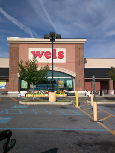 Weis Markets, 740 S Broad St, Lititz, PA 17543, USA, 