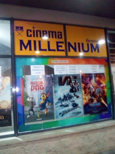 Centro Comercial e Cinema Millenium - Shopping Center