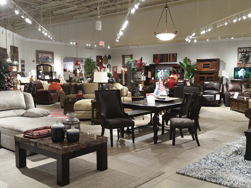 Furniture Store «Ashley HomeStore», reviews and photos, 12955 N Kendall Dr, Miami, FL 33186, USA