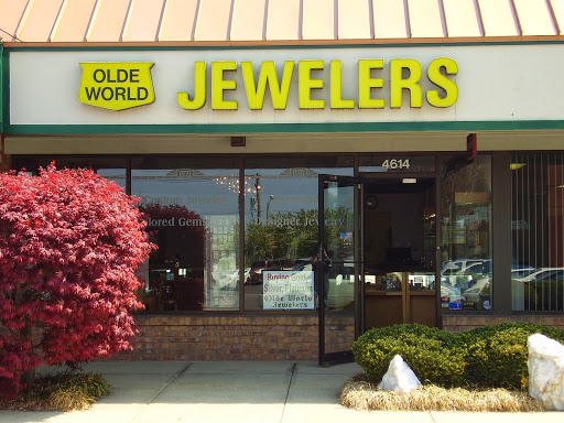 Olde World Jewelers, 4614 N Illinois St, Fairview Heights, IL 62208, USA, 