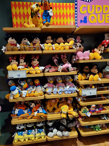 Toy Store «Disney Store», reviews and photos, 1400 Willowbrook Mall, Wayne, NJ 07470, USA