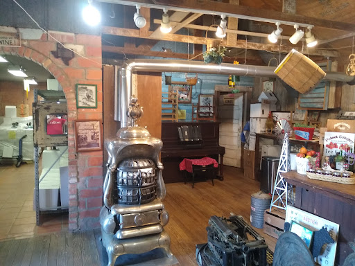 Winery «Poteet Country Winery», reviews and photos, 400 Tank Hollow, Poteet, TX 78065, USA