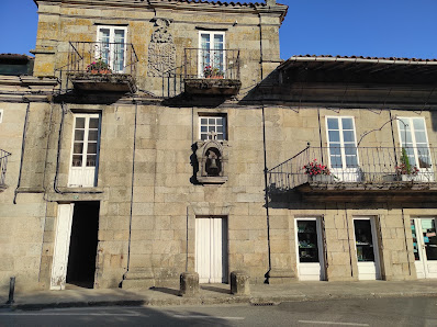 Casa Grande de Trives Rúa Marqués de Trives, 17, 32780 A Pobra de Trives, Province of Ourense, España