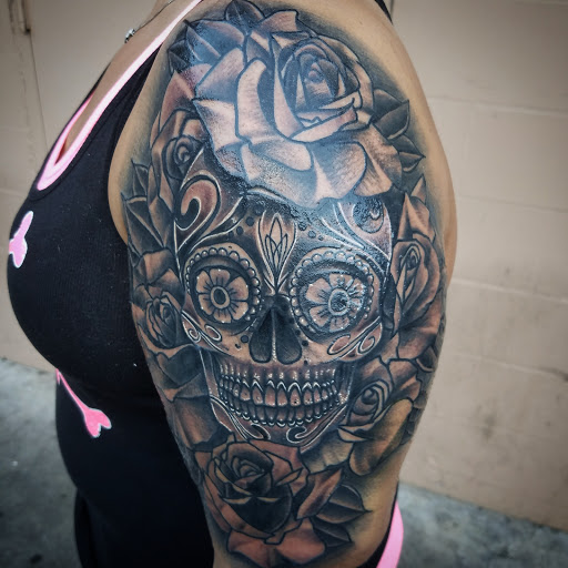 Tattoo Shop «Atomic Tattoos», reviews and photos, 2405 Florida Ave S, Lakeland, FL 33803, USA