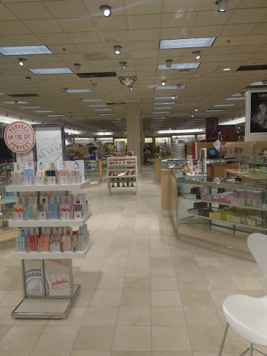 Department Store «Bon-Ton», reviews and photos, 270 Loudon Rd, Concord, NH 03301, USA