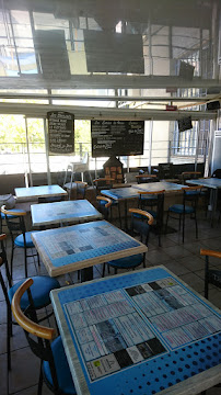 Atmosphère du Restaurant Le New Port à Colombiers - n°10