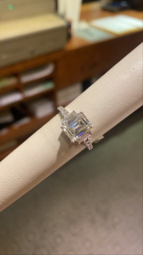 Jewelry Store «Jared The Galleria of Jewelry», reviews and photos, 3001 Turner Hill Rd, Lithonia, GA 30038, USA