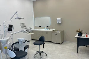 Melit Dent Ağız ve Diş Sağlığı Polikliniği image