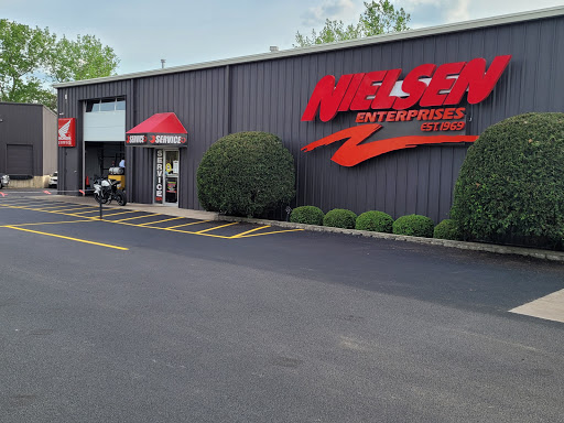 Motorsports Store «Nielsen Enterprises», reviews and photos, 130 S Milwaukee Ave, Lake Villa, IL 60046, USA