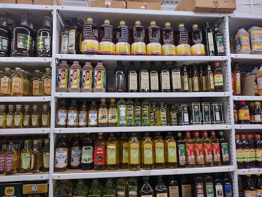 Shopping Mall «Orange Promenade Shopping Ctr», reviews and photos, 80 Boston Post Rd, Orange, CT 06477, USA