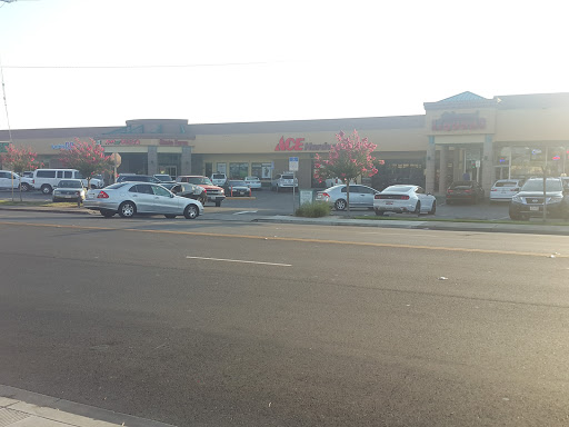 Coffee Shop «Starbucks», reviews and photos, 224 N Ham Ln, Lodi, CA 95242, USA