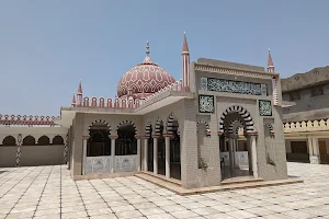 Khanqah E Sultania (Gulshan e Azeem Sharif)(peero wali masjid ) image