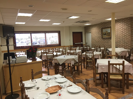 Información y opiniones sobre Restaurante Don Carlos de Carbajosa De La Sagrada