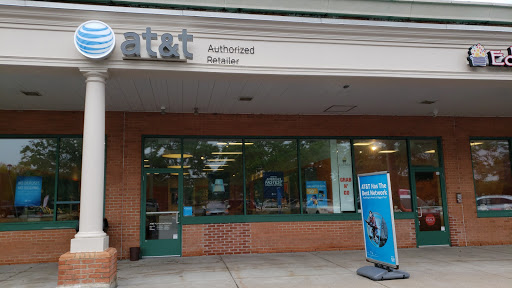 Cell Phone Store «Spring Mobile AT&T Authorized Retailer», reviews and photos, 1095 Kennedy Rd #7a, Windsor, CT 06095, USA