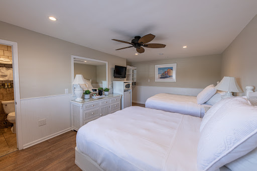 Beach Resort «Sea Shell Resort and Beach Club», reviews and photos, 10 S Atlantic Ave, Beach Haven, NJ 08008, USA