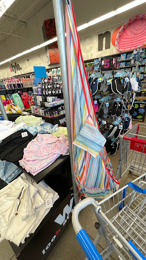 Variety Store «Five Below», reviews and photos, 13401 Shelbyville Rd, Louisville, KY 40243, USA