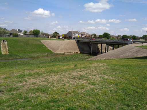 Park «Buffalo Ridge Park», reviews and photos, 5720 Parkwood Trail, Haltom City, TX 76137, USA